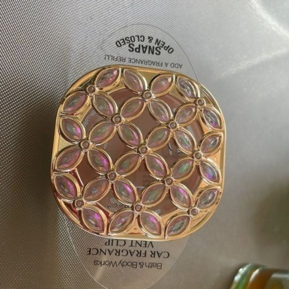 Bath & Body Works gold Scentportable Car Vent clip NEW
